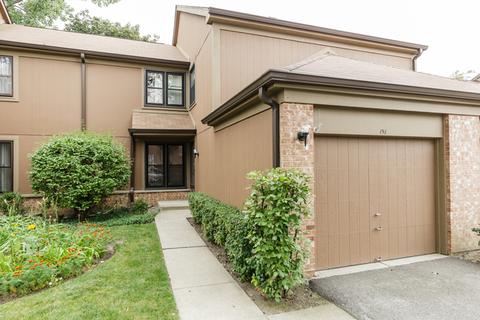 151 Shadowbend Dr, Wheeling, IL 60090 photo 2