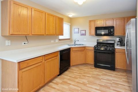 1813 Baring Ridge Dr, Plainfield, IL 60586 photo 6
