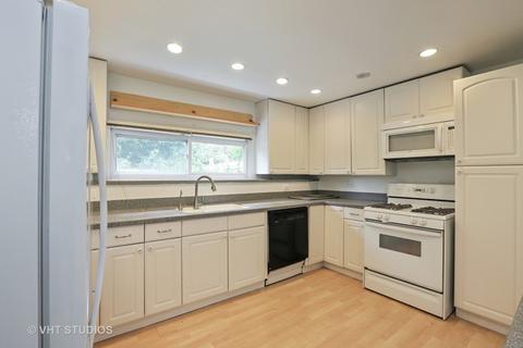 300 High Rd, Cary, IL 60013 photo 4