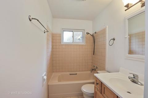 300 High Rd, Cary, IL 60013 photo 8