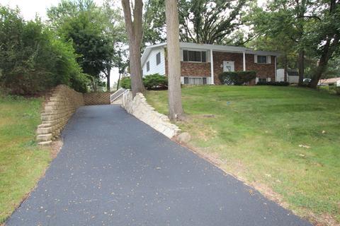 4907 West St, Mchenry, IL 60051 photo 1