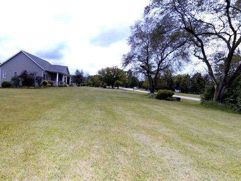 3606 Weingart Rd, Johnsburg, IL 60051 photo 2