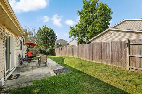 4450 Bayside Cir, Hoffman Estates, IL 60192 photo 21