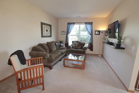 28810 W Pondview Dr, Lakemoor, IL 60051 photo 2