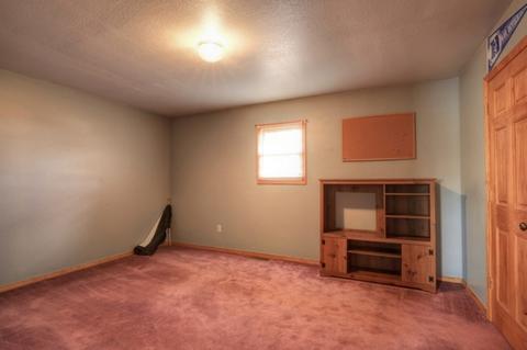 210 E 1st St, Hume, IL 61932 photo 16