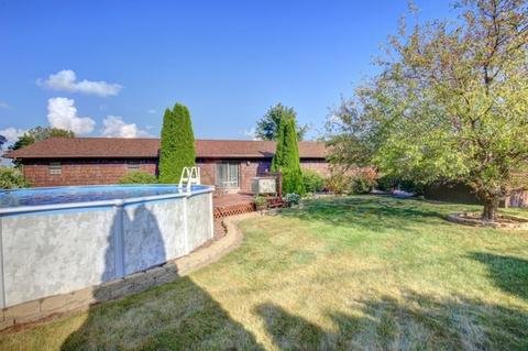 210 E 1st St, Hume, IL 61932 photo 25