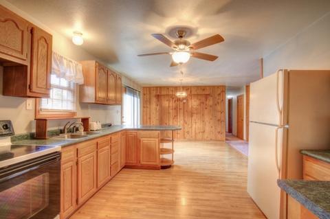 210 E 1st St, Hume, IL 61932 photo 11