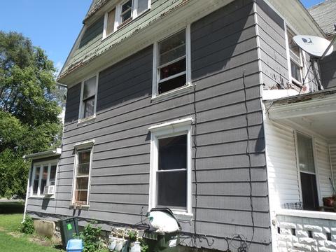 509 W 3rd St, Dixon, IL 61021 photo 4