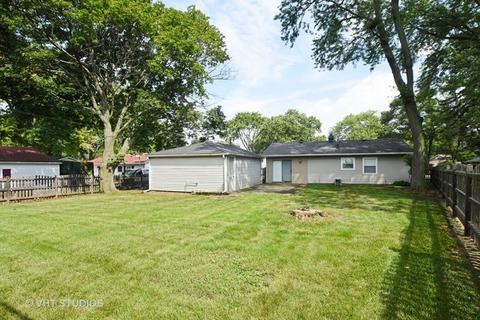 2102 Holly Ct, Mchenry, IL 60050 photo 9