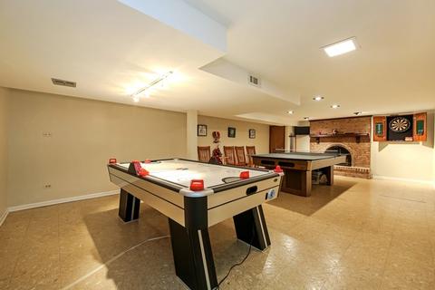 6645 Sheffield Ln, Willowbrook, IL 60527 photo 23