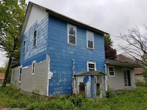 219 N Main St, Roberts, IL 60962 photo 4