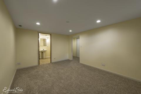 250 E Main St, Cary, IL 60013 photo 14