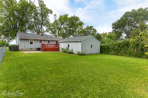 250 E Main St, Cary, IL 60013 photo 20