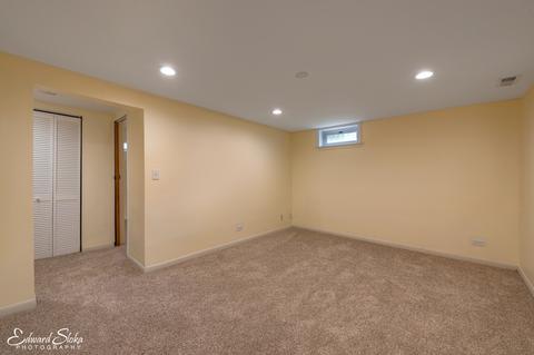250 E Main St, Cary, IL 60013 photo 13