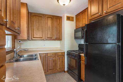 250 E Main St, Cary, IL 60013 photo 5