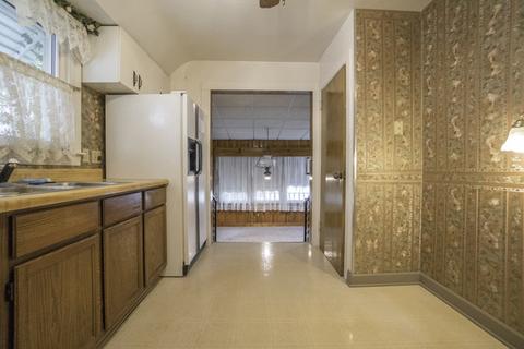 17956 Henry St, Lansing, IL 60438 photo 10