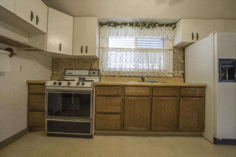 17956 Henry St, Lansing, IL 60438 photo 8