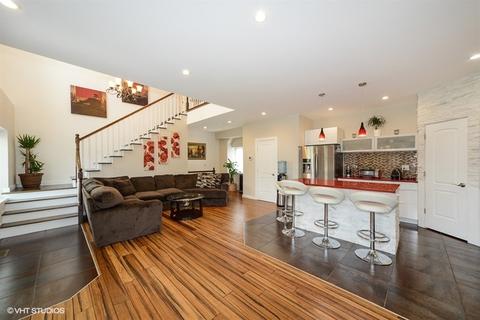 3423 Ruby St, Franklin Park, IL 60131 photo 5