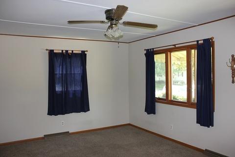 211 Cedar St, Morrison, IL 61270 photo 3