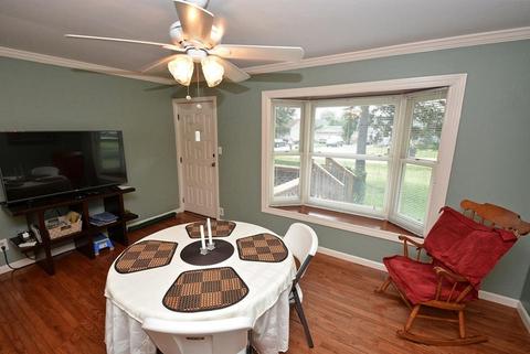 449 Douglas Rd, Batavia, IL 60510 photo 7