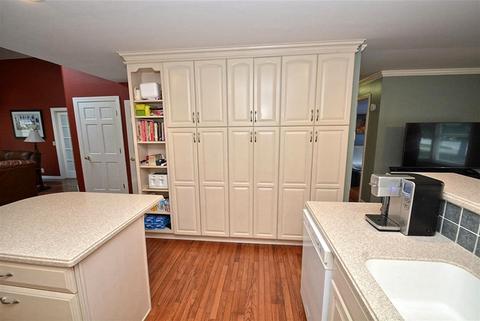 449 Douglas Rd, Batavia, IL 60510 photo 11