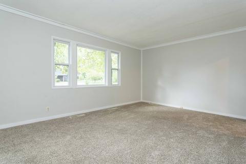1108 Cambridge Dr, Champaign, IL 61821 photo 5