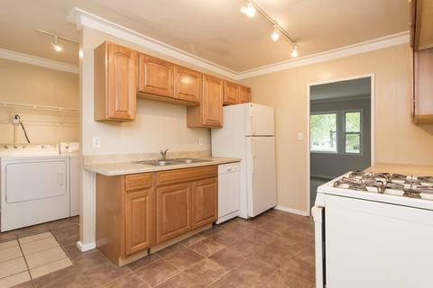 1108 Cambridge Dr, Champaign, IL 61821 photo 9