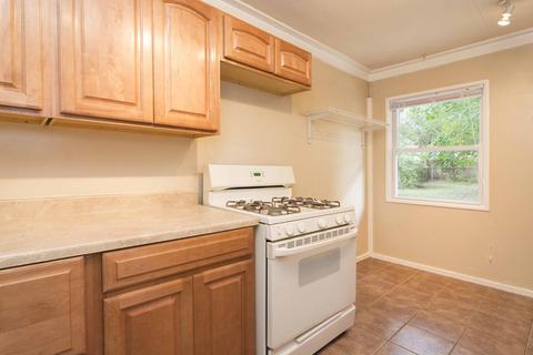 1108 Cambridge Dr, Champaign, IL 61821 photo 8