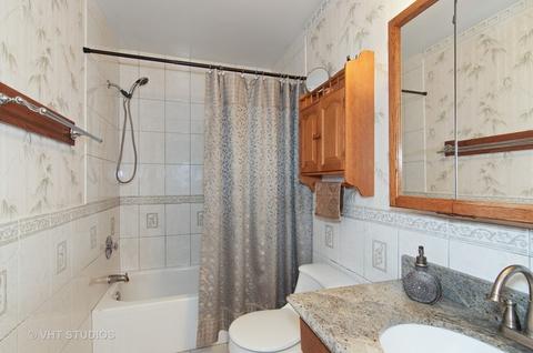 131 E Mcclellan St, Bartlett, IL 60103 photo 11