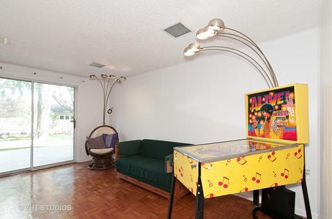 131 E Mcclellan St, Bartlett, IL 60103 photo 6