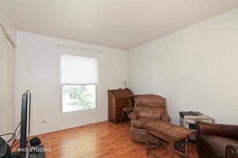 131 E Mcclellan St, Bartlett, IL 60103 photo 10
