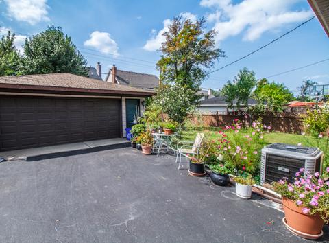 728 N Adele St, Elmhurst, IL 60126 photo 4