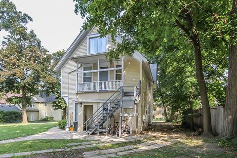 517 E Chicago St, Elgin, IL 60120 photo 17