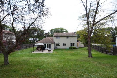 500 Fall Cir, Roselle, IL 60172 photo 32