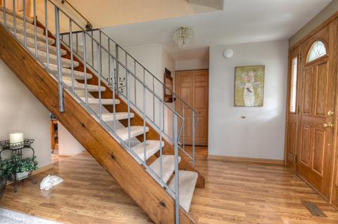 500 Fall Cir, Roselle, IL 60172 photo 3