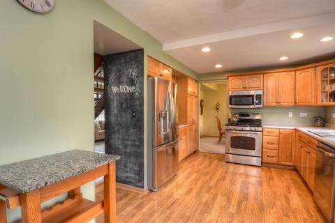 500 Fall Cir, Roselle, IL 60172 photo 13