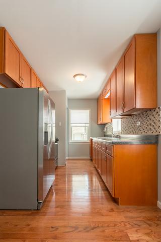 12835 S Emerald Ave, Chicago, IL 60628 photo 4