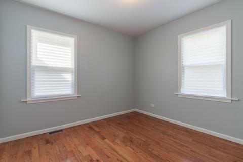 12835 S Emerald Ave, Chicago, IL 60628 photo 12