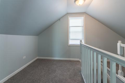 12835 S Emerald Ave, Chicago, IL 60628 photo 7