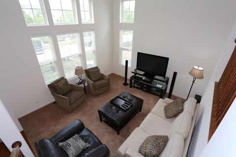 443 Plaza Pl, Aurora, IL 60504 photo 5