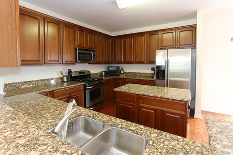 443 Plaza Pl, Aurora, IL 60504 photo 8