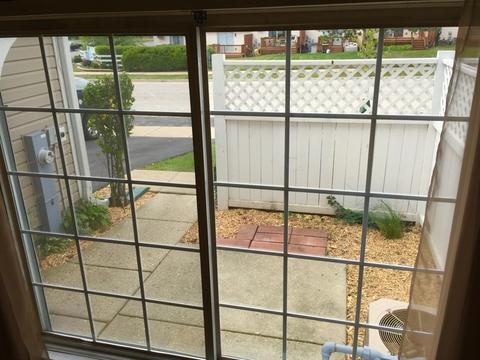 305 Gregory St, Aurora, IL 60504 photo 3