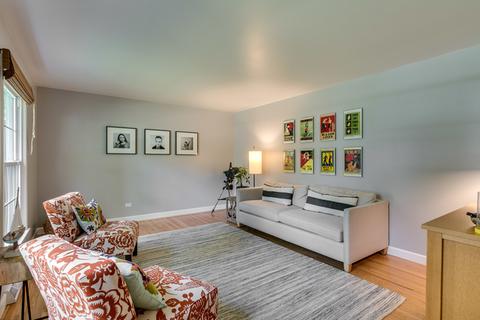 408 E 11th Ave, Naperville, IL 60563 photo 4