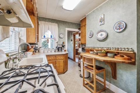 430 9th St, Wilmette, IL 60091 photo 3
