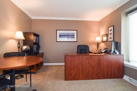 645 Maplewood Dr, Wheaton, IL 60189 photo 8