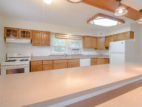2805 N Bayview Ln, Mchenry, IL 60051 photo 8
