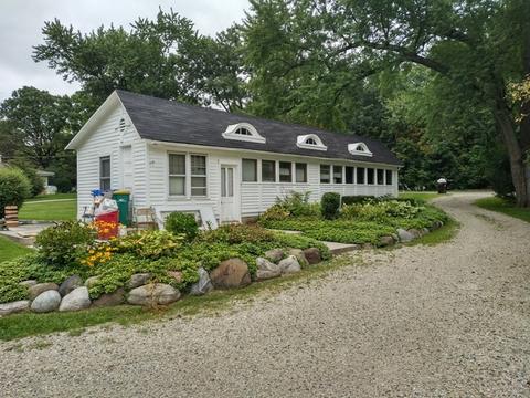 2805 N Bayview Ln, Mchenry, IL 60051 photo 2