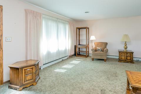 2611 Rusty Dr, Des Plaines, IL 60018 photo 4