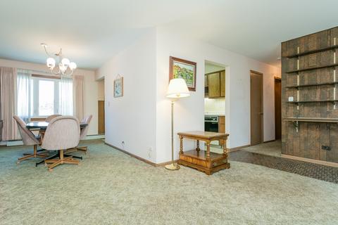 2611 Rusty Dr, Des Plaines, IL 60018 photo 5
