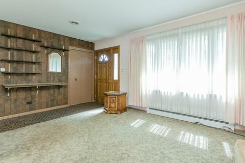 2611 Rusty Dr, Des Plaines, IL 60018 photo 2